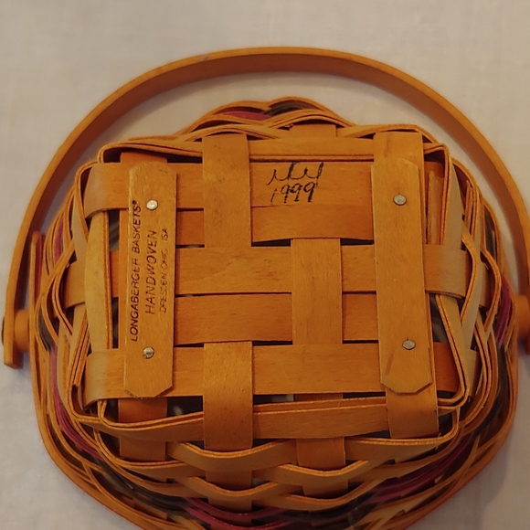 Longaberger Award Basket - Picture 6 of 15